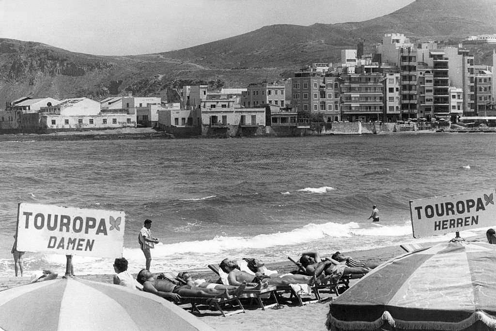 Gran Canaria Spain - Beach of the port city, 1970