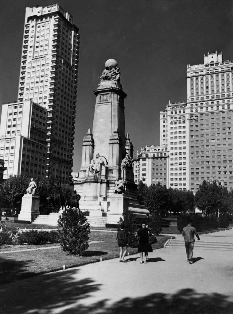 Placa de Espana, Mardird, 1970s