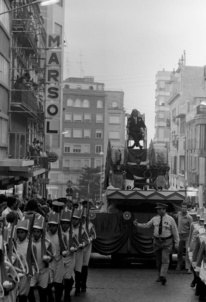 Triumphant entry of Salvador Dali on a chariot in Tarragona on August 17, 1973, Spain.