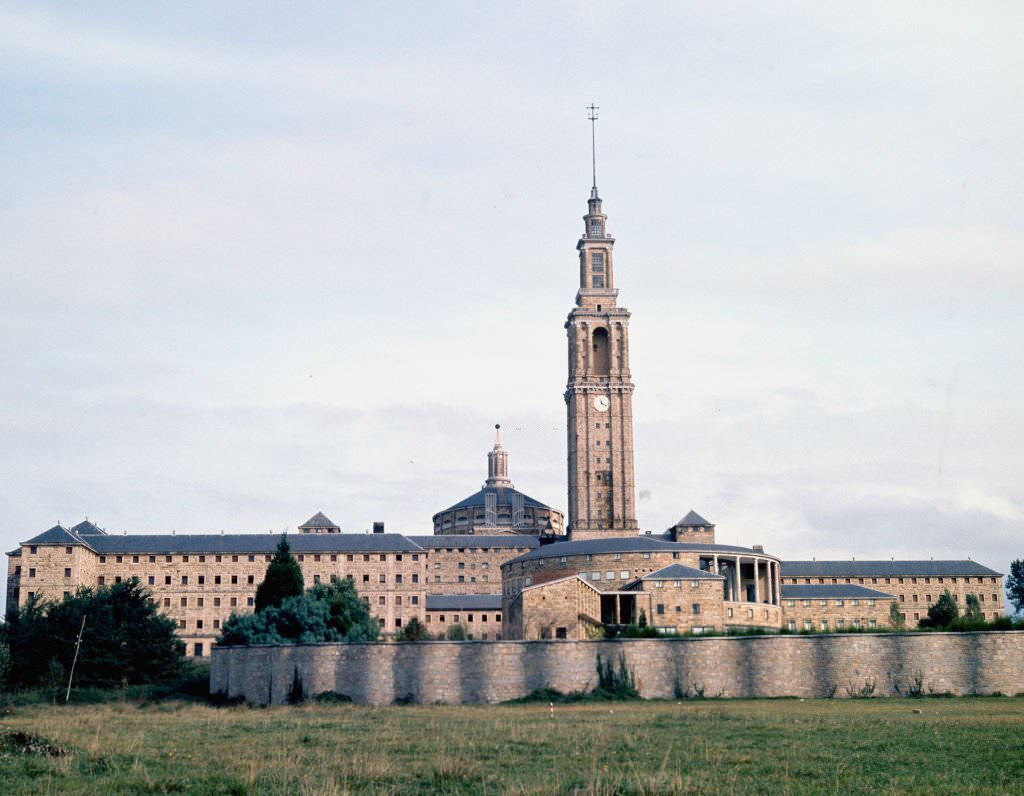 The Univerisity “Laboral”of Gijón. Its tower, with its 130 m., is the tallest stone building in Spain, Asturias, 1975.