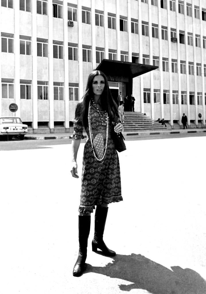 Israeli actress Daliah Lavi tourist in Madrid, Spain, 1981.