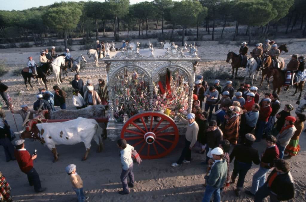 Altar on a cart in the pilgrimage procession of El Rocío, in Almonte, in 1983, Spain.