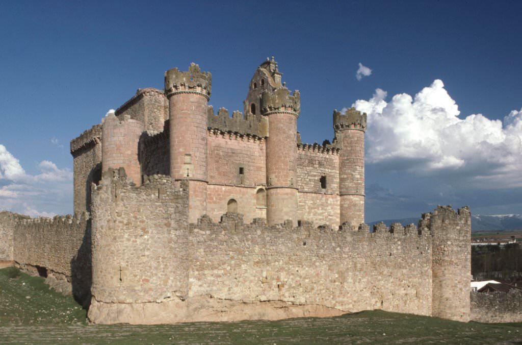 The castle of Turégano, in May 1985, Spain.