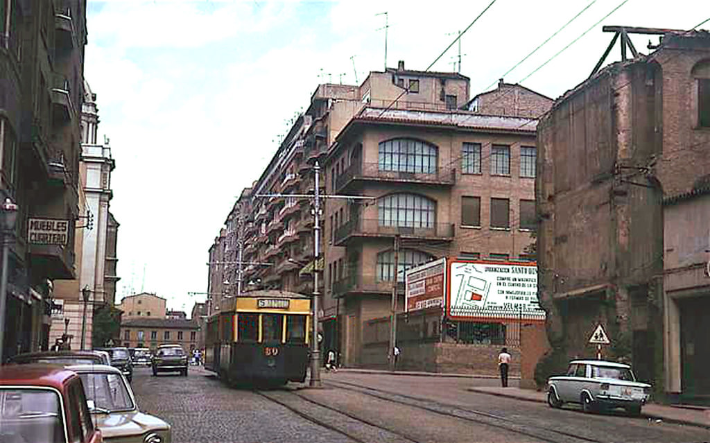 View of General Franco street, corner with Santa Inés, in July 1971.