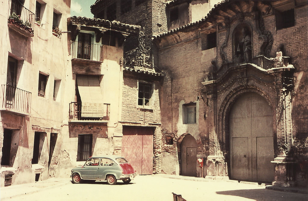 Appearance of Plaza de San Nicolás, with Seat 600.