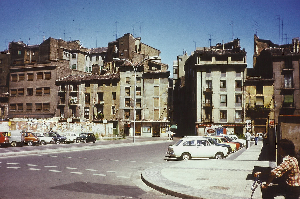 Azoque Street, 1972