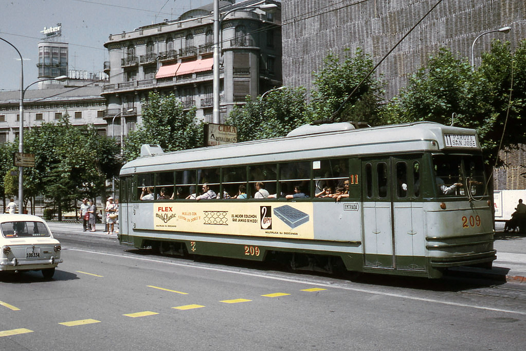 Aragon Square, 1972