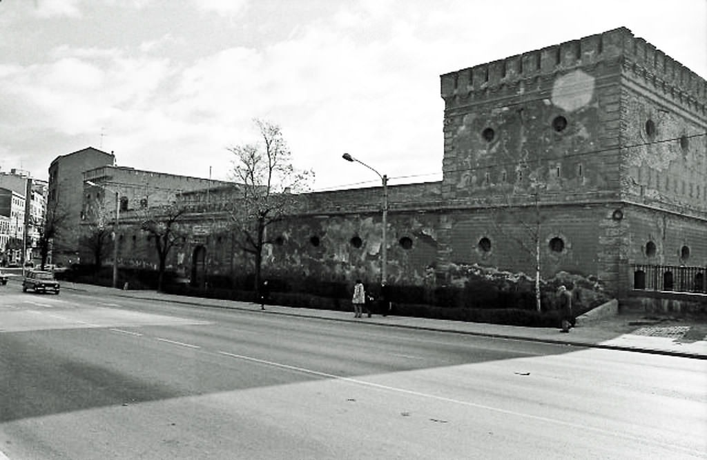 San Lazaro Barracks, 1978