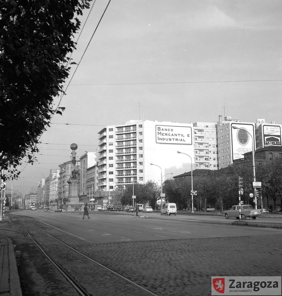 Aragon Square, 1970