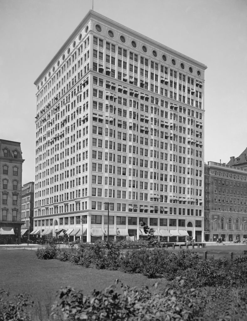 Santa Fe (also known as Railway Exchange) Building, Chicago, 1905