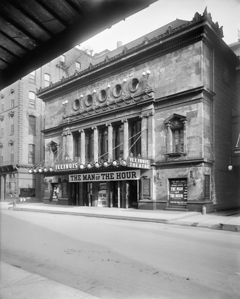 Illinois Theater, Chicago, 1900