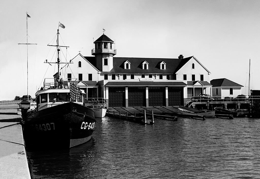 Chicago Lifeboat Station, 1900s