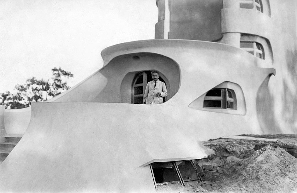 Albert Einstein the Einstein-Tower in Potsdam-Babelsberg, 1921