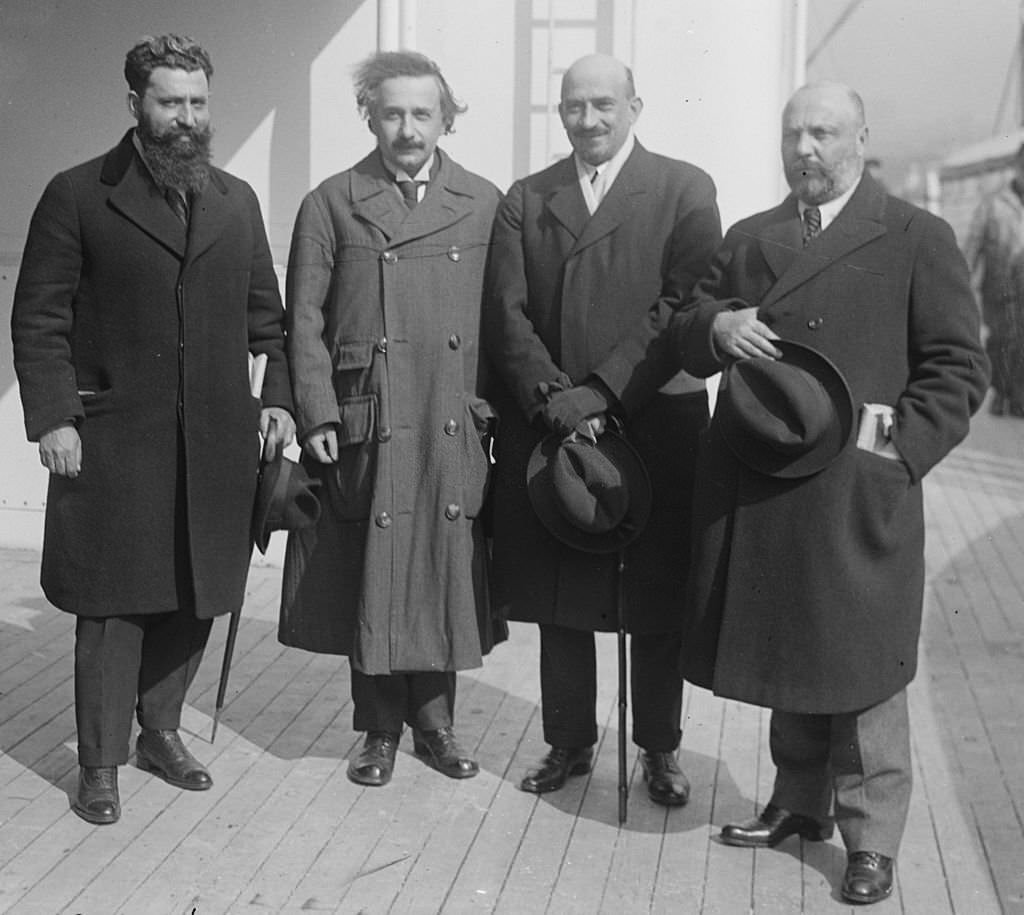 Albert Einstein with Mossessohn, Chaim Weizman,and Ussischkin