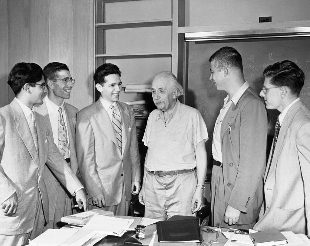 Young Scientists Meet Einstein.