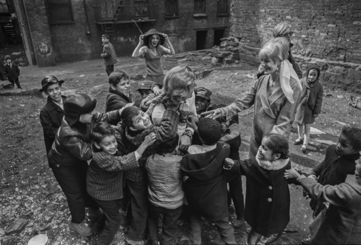 The Lost Photos of Andy Warhol with His Crew in Manhattan, 1966