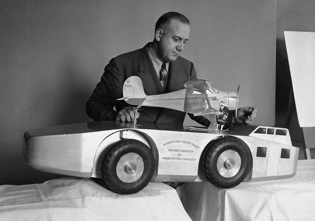 A huge snow and ice cruiser designed for the Byrd Antarctic Expedition was unveiled in model form at Chicago July 14, 1939