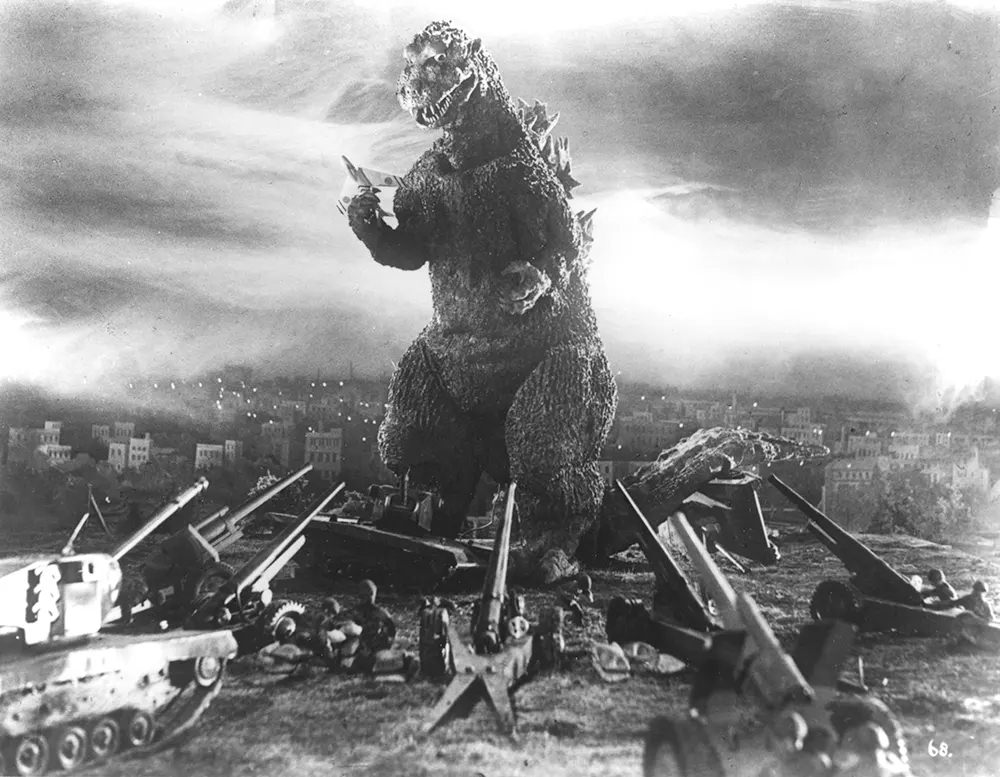 Stunning Behind-the-scene Photos from the Making of the first Godzilla movie, 1954