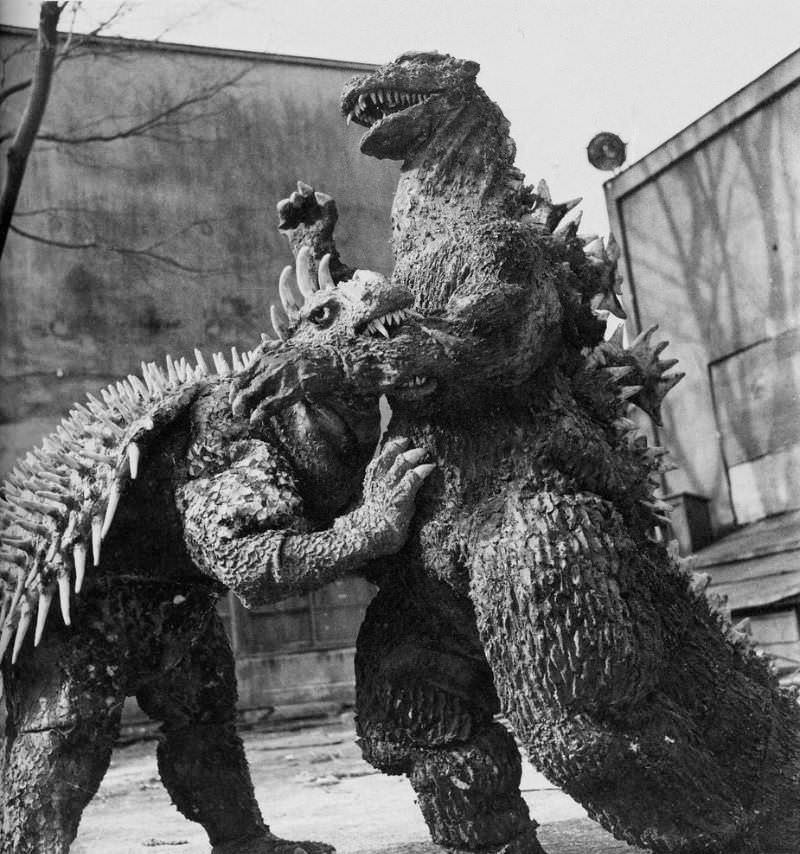 Stunning Behind-the-scene Photos from the Making of the first Godzilla movie, 1954