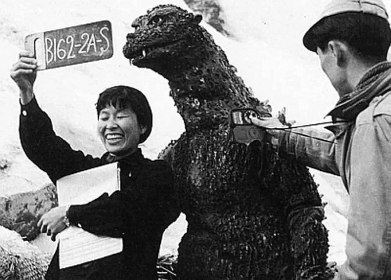 Stunning Behind-the-scene Photos from the Making of the first Godzilla movie, 1954