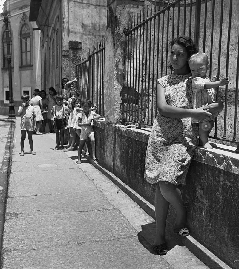 Life of Brazil in the Early 1940s Through the Lens of Genevieve Naylor