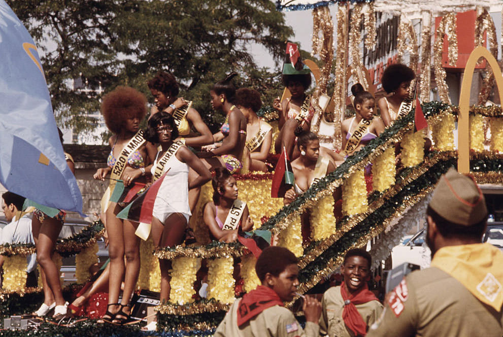 Participants on a float during the Bud Billiken Day parade along Dr. Martin L. King Jr. Drive, August 1973.