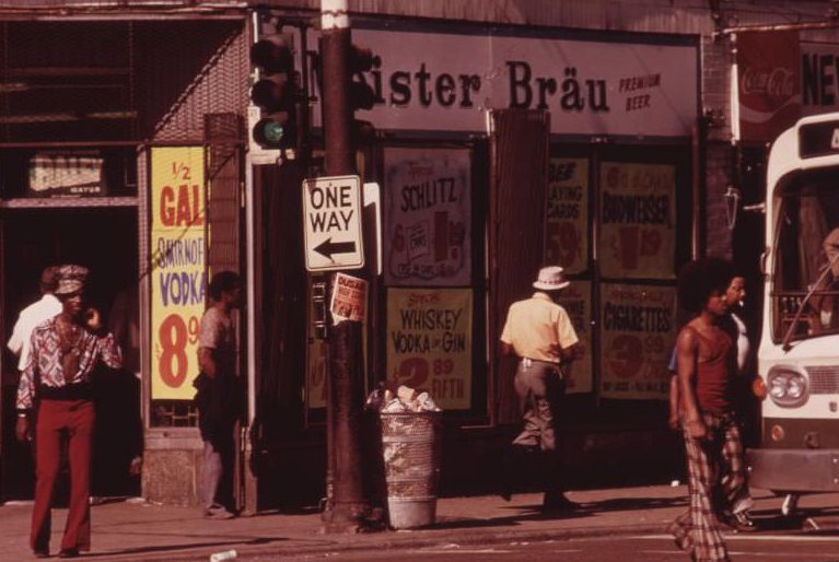 Street scene on 47th Street in South Side Chicago, a busy area where many small Black businesses are located.