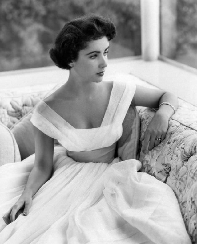 Elizabeth Taylor, 1948