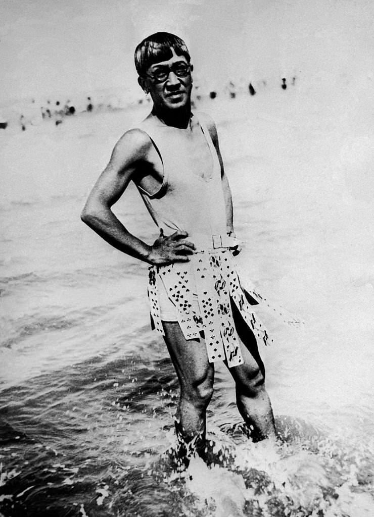 Tsuguharu Fujita on Deauville Beach, 1927