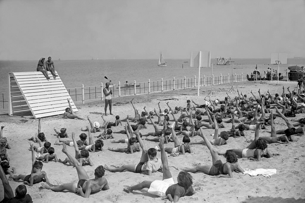 Deauville Beach, 1938
