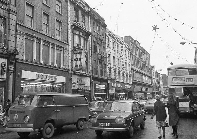 View down North Earl Street, December 1971.
