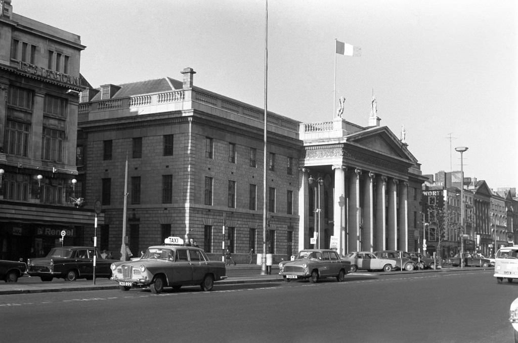 A view of the General Post Office in O'Connell Street, Dublin, 1971