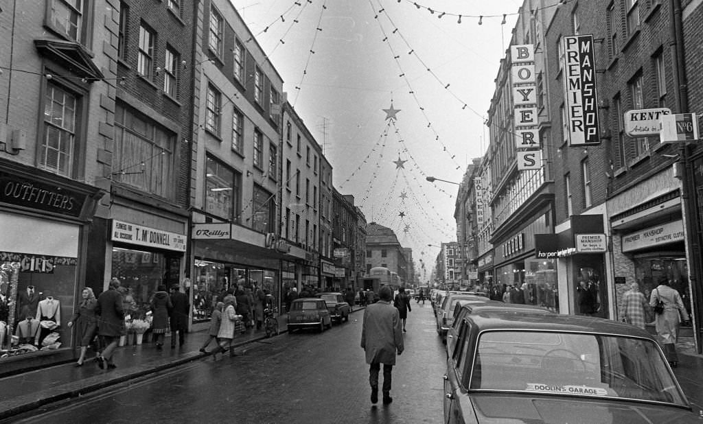 Talbot Street and North Earl Street, Dublin 1971