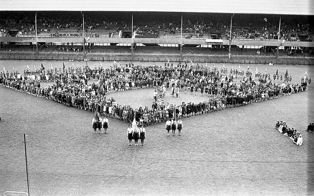 Irish Girl Guides' Diamond Jubilee celebrations at Landsdowne Rd., 1971