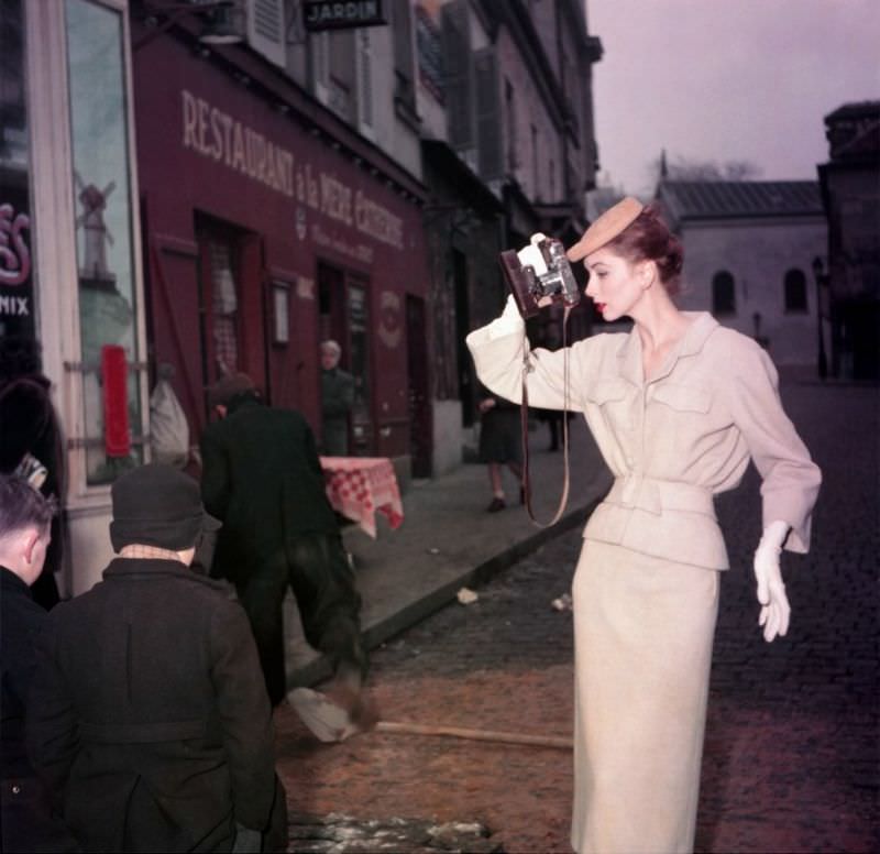 Suzy Parker, 1954