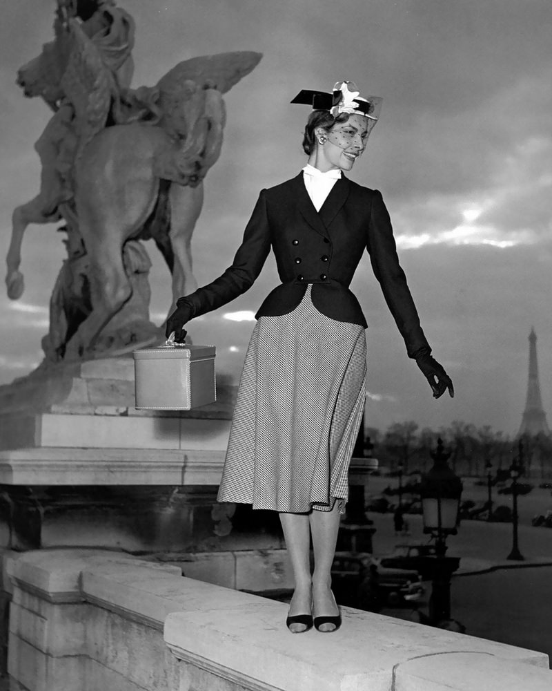 Stunning Fashion Photography by Georges Dambier from the 1950s