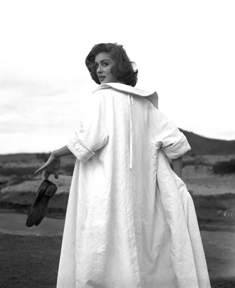 Stunning Fashion Photography by Georges Dambier from the 1950s