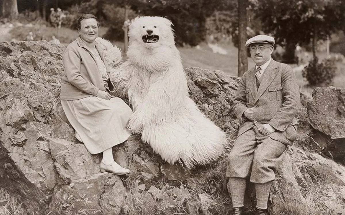 Fascinating Photos of Germans Posing with the Polar Bear Mascots, 1920-1970