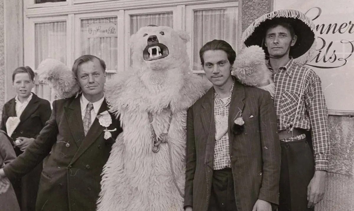 Fascinating Photos of Germans Posing with the Polar Bear Mascots, 1920-1970