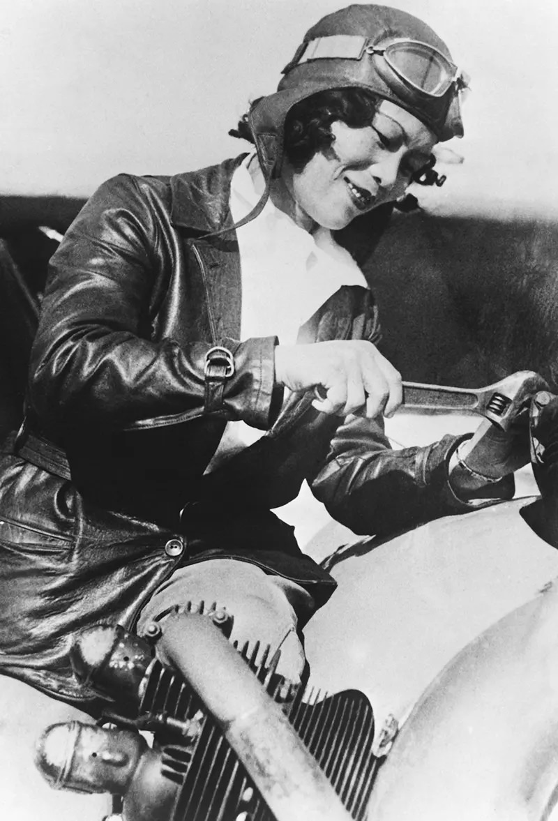 “Katherine Sai Fun Choung, a young aviator has just got her pilot license and goes back to China, where she will opened an aviation school for girls, 1930.