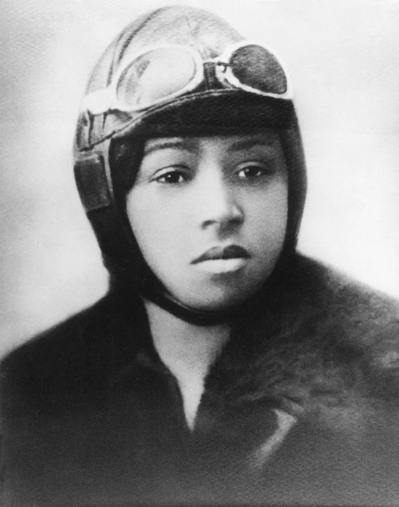 essie Coleman in her leather flying helmet, with goggles, and fur-trimmed flight jacket appeared on her Federation Aeronautique Internationale (FAI) pilot’s license.