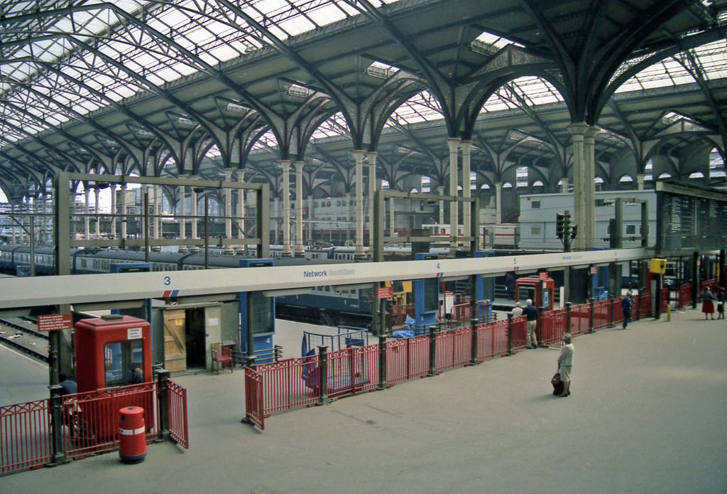 Liverpool Street station, 1987.