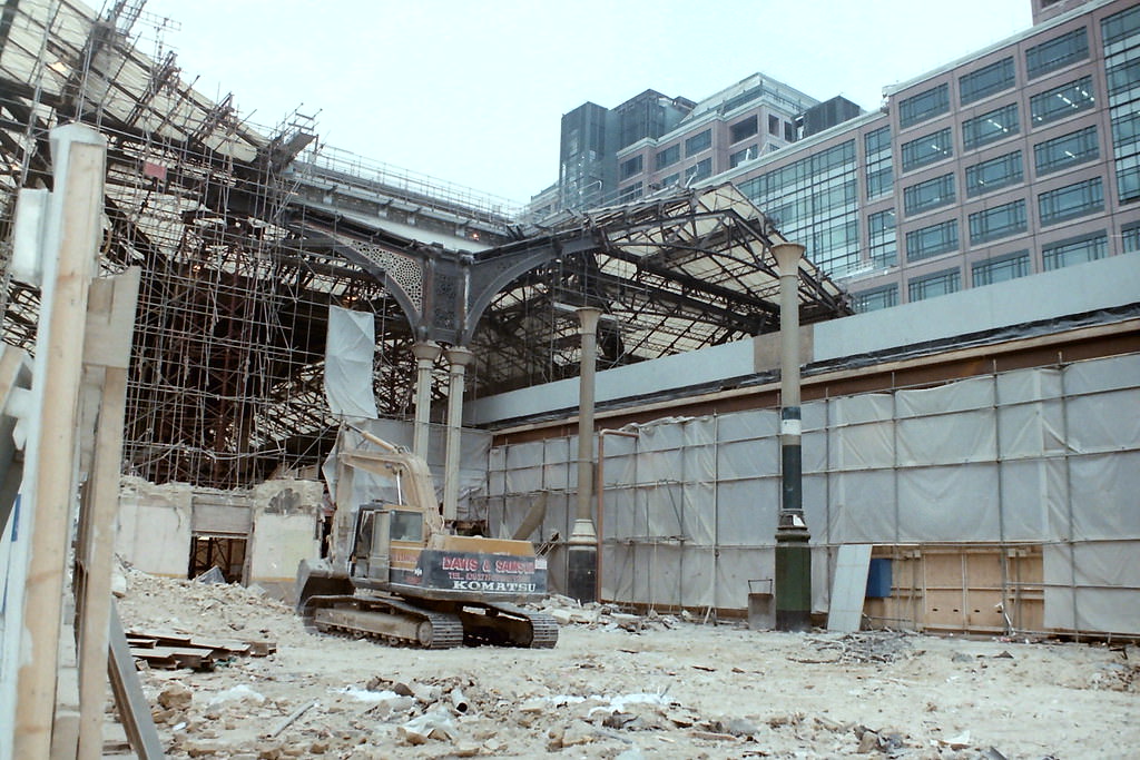 Liverpool St Station, 3 Feb, 1989