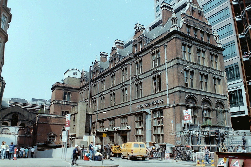 Harwich House Liverpool St station 14 May, 1988