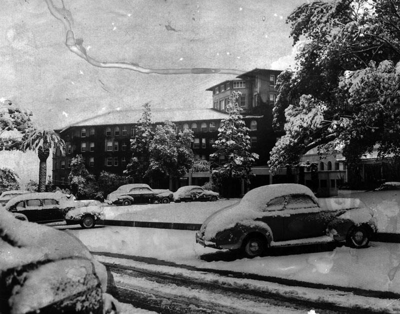 Snow covers the Huntington Hotel in Pasadena. Their slogan was “Where sunshine spends the winter.”