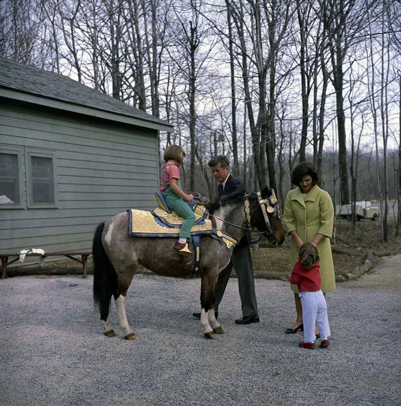 Macaroni: Photos of the Kennedys’ pony in White House, 1960s