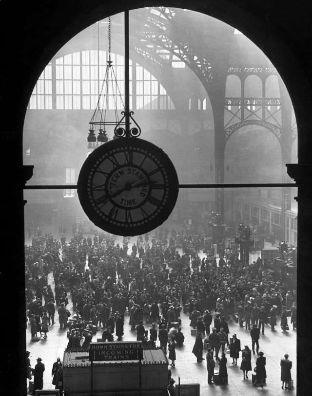 Pennsylvania Station, New York, 1943.
