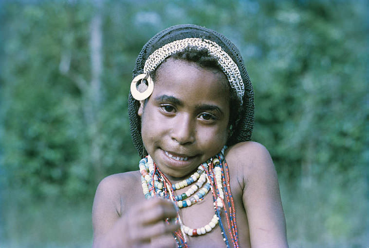 Fabulous Photos Show Life in Papua New Guinea in the 1970s