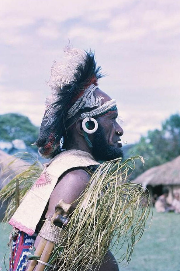 Fabulous Photos Show Life in Papua New Guinea in the 1970s