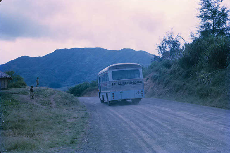 Fabulous Photos Show Life in Papua New Guinea in the 1970s